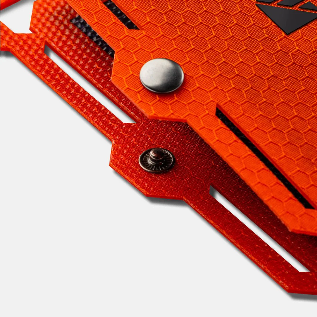 DARK ENERGY Spectre 8W Solar Charger - Image 6